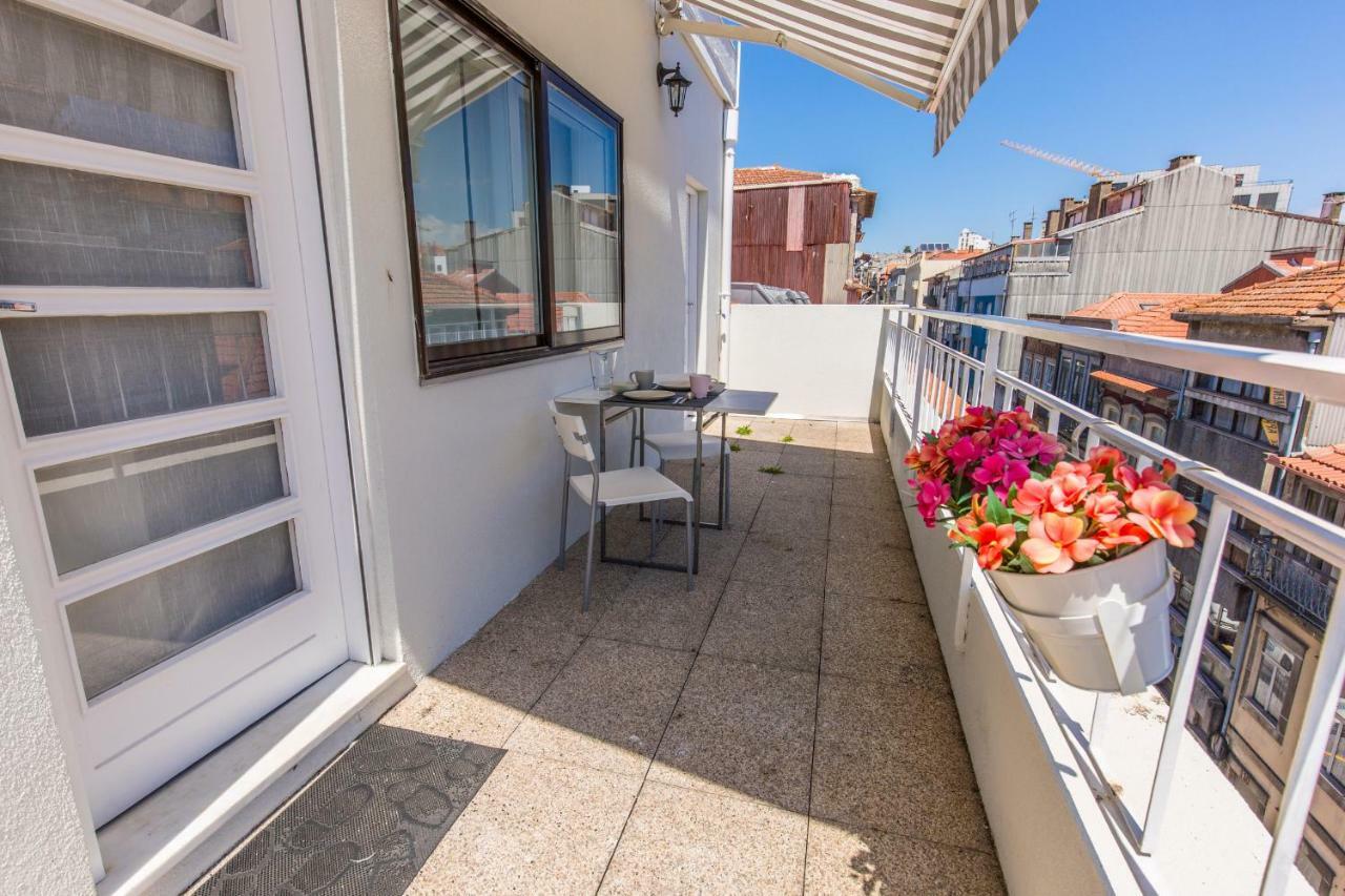 ポルトCasa Oliveira I • Terrace • Next To Bolhaoアパートメント エクステリア 写真